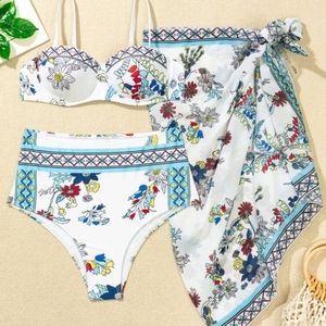 3pcs Floral Bikini Swimsuit & Beach Skirt